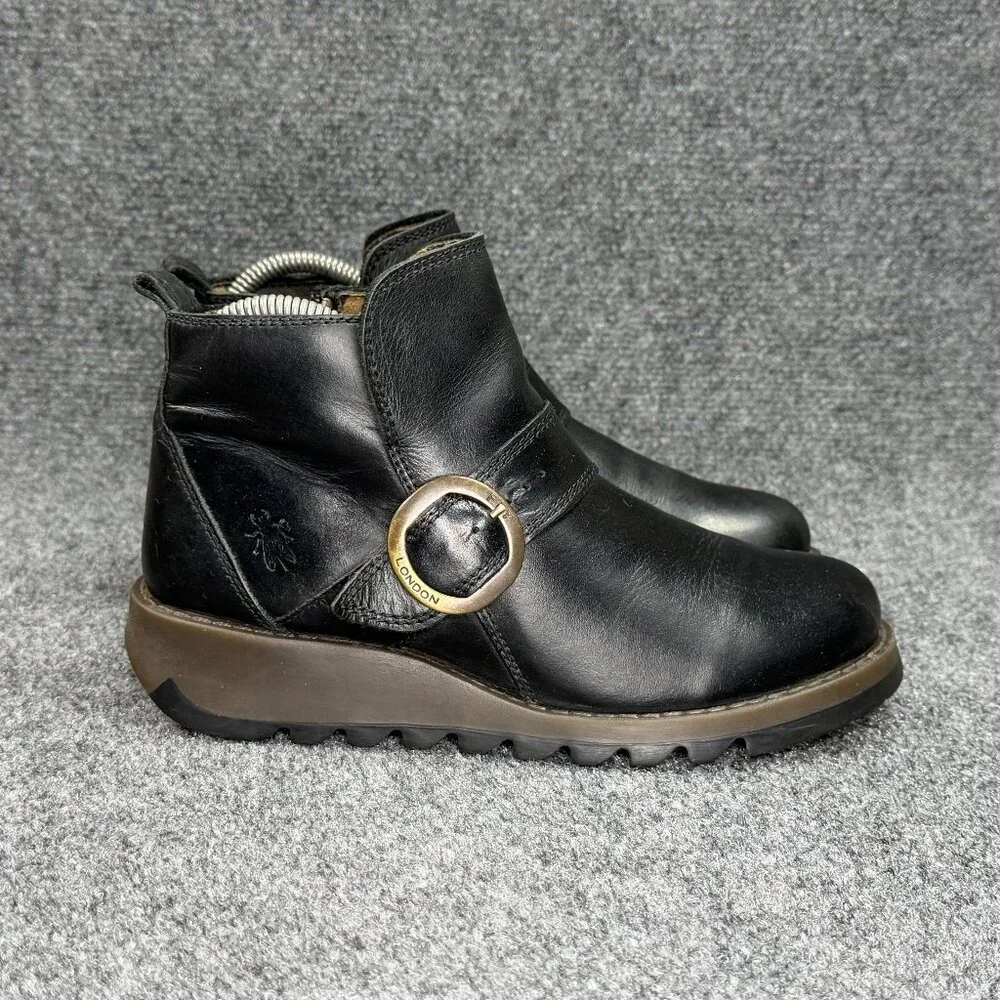 Fly London SIAS Ankle Boots Women's Size 6 Black Leather Wedge Buckle Moto Boot‎